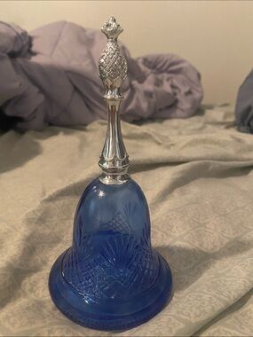 Vintage Avon Cobalt Blue Pressed Glass perume bottleSilver Tone Pineapple Handle
